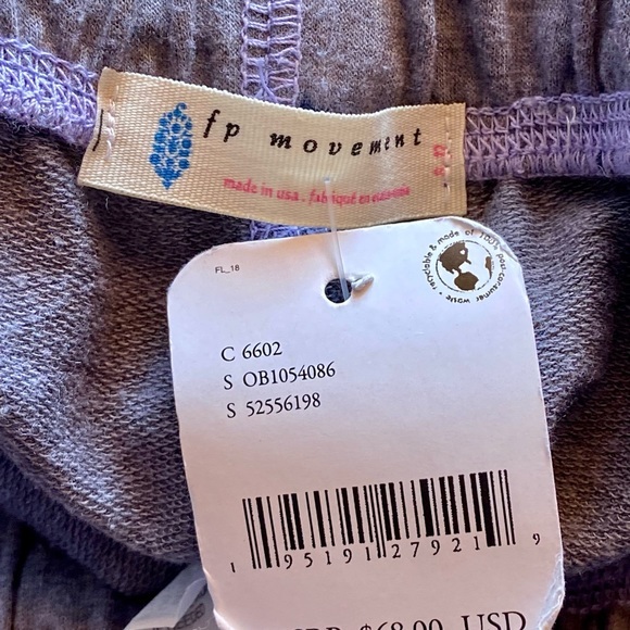 (SOLD)Free people movement revolve star jogger lounge pants small - Picture 4 of 9